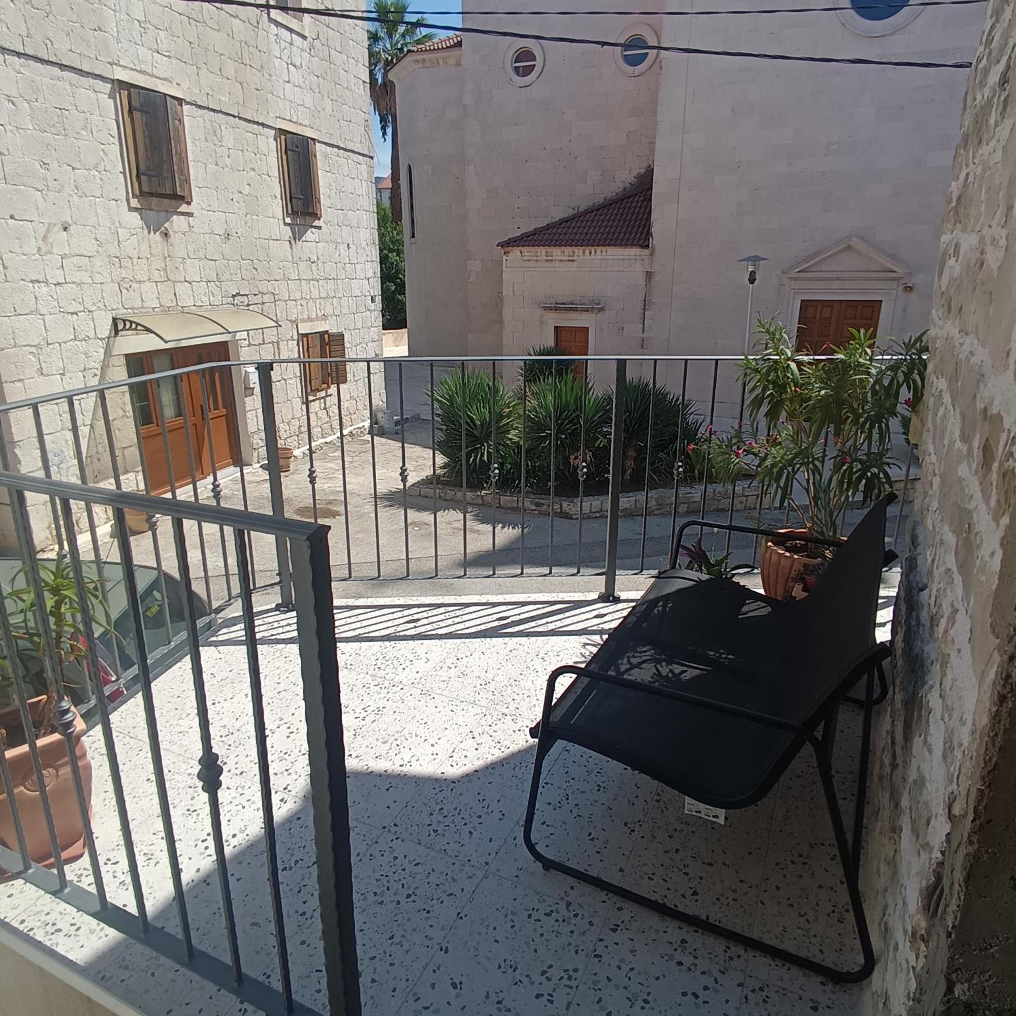 Apartman Oleandar Kaštela المظهر الخارجي الصورة